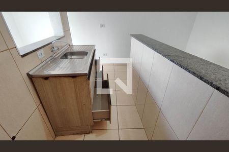 Apartamento para alugar com 1 quarto, 45m² em Vila Santa Margarida, Ferraz de Vasconcelos