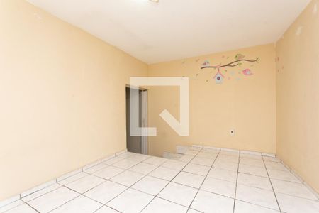 Quarto 2 de casa para alugar com 2 quartos, 90m² em Vila Solange, São Paulo
