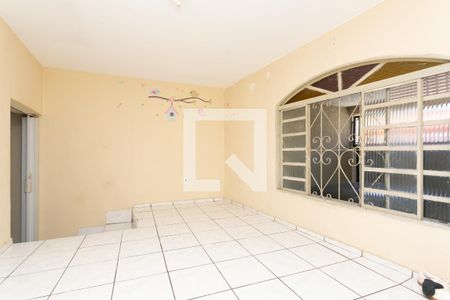 Quarto 2 de casa para alugar com 2 quartos, 90m² em Vila Solange, São Paulo