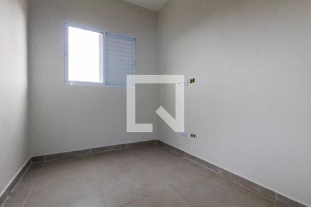 Quarto 1 de apartamento para alugar com 2 quartos, 46m² em Vila Nhocuné, São Paulo