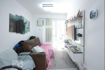 Sala de apartamento para alugar com 2 quartos, 60m² em Taquara, Rio de Janeiro