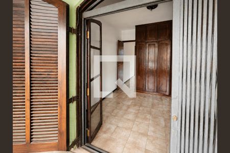 Quarto de casa à venda com 2 quartos, 113m² em Vila Clarice, São Paulo