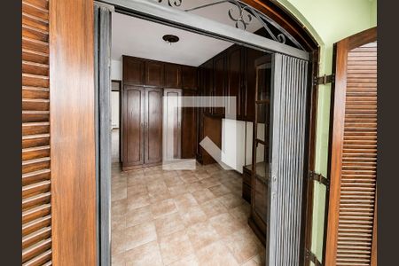 Quarto de casa à venda com 2 quartos, 113m² em Vila Clarice, São Paulo
