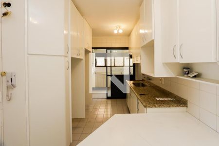 Cozinha de apartamento para alugar com 3 quartos, 98m² em Brooklin, São Paulo