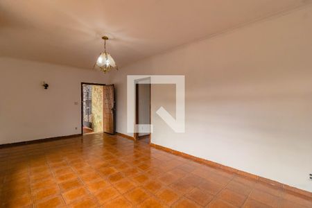 Casa para alugar com 4 quartos, 149m² em Jardim Oriental, São Paulo