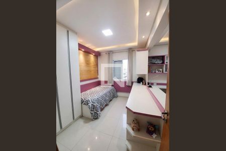 Quarto de apartamento à venda com 3 quartos, 123m² em Vila Bocaina, Mauá