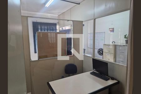 Casa à venda com 3 quartos, 350m² em Parque São Jorge, São Paulo