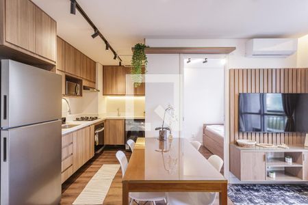 Sala de apartamento para alugar com 2 quartos, 37m² em Moema, São Paulo