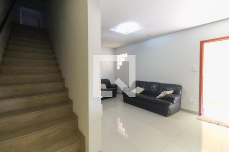 Sala de casa à venda com 5 quartos, 268m² em Vila Aparecida, São Paulo