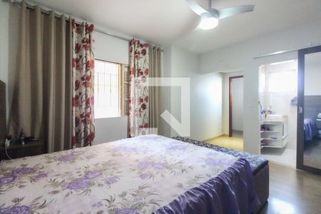 Suíte 1 de casa à venda com 5 quartos, 268m² em Vila Aparecida, São Paulo