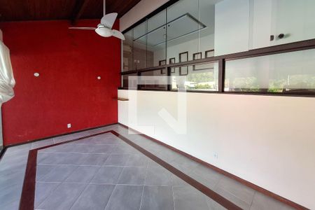 Sala 1 de casa de condomínio à venda com 3 quartos, 546m² em Pendotiba, Niterói