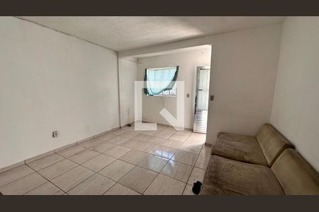 Sala de casa para alugar com 2 quartos, 100m² em Jardim Neide, São Paulo