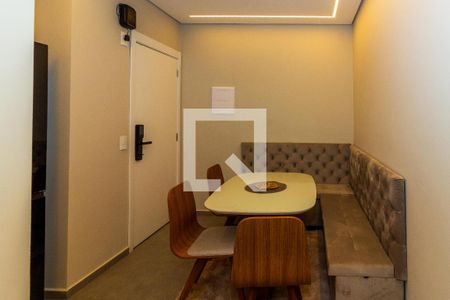 Sala de apartamento para alugar com 2 quartos, 90m² em Jardim Santo Antoninho, São Paulo