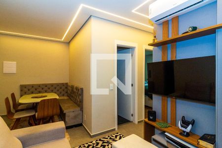 Sala de apartamento para alugar com 2 quartos, 90m² em Jardim Santo Antoninho, São Paulo