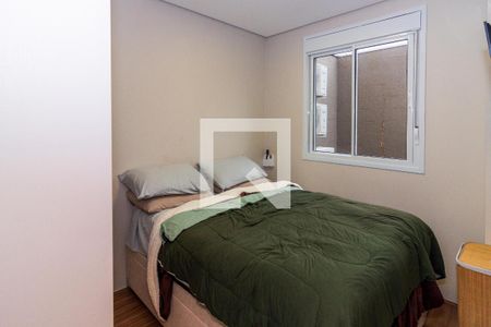 Suíte de apartamento para alugar com 2 quartos, 90m² em Jardim Santo Antoninho, São Paulo