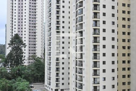 Vista de apartamento para alugar com 4 quartos, 117m² em Chácara Agrindus, Taboão da Serra