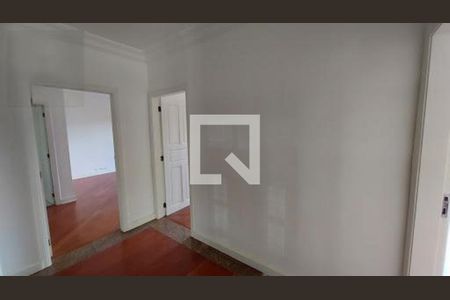 Casa à venda com 3 quartos, 266m² em Alphaville, Santana de Parnaíba