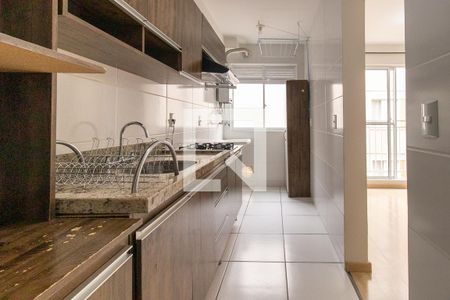 Cozinha/Área de serviço de apartamento para alugar com 2 quartos, 58m² em Xaxim, Curitiba