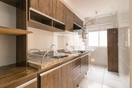 Cozinha/Área de serviço de apartamento para alugar com 2 quartos, 58m² em Xaxim, Curitiba