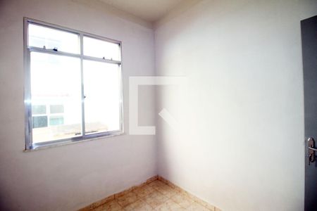 Quarto 1 de casa para alugar com 2 quartos, 60m² em Penha, Rio de Janeiro