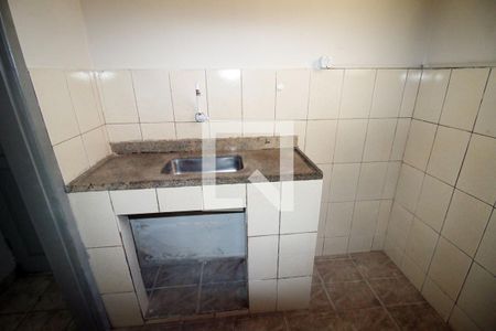 Cozinha de casa para alugar com 2 quartos, 60m² em Penha, Rio de Janeiro