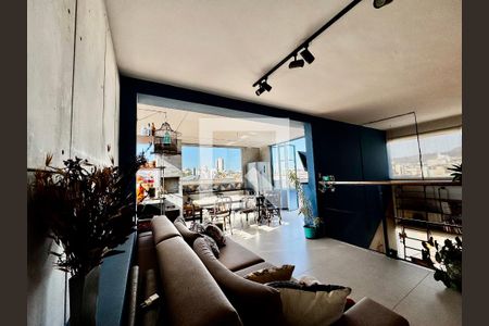 Apartamento à venda com 2 quartos, 140m² em Floresta, Belo Horizonte