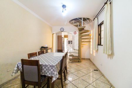 Sala de casa à venda com 3 quartos, 300m² em Parque Santa Rita, São Paulo