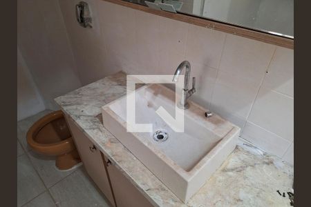 Banheiro de apartamento para alugar com 2 quartos, 47m² em Casa Verde Alta, São Paulo