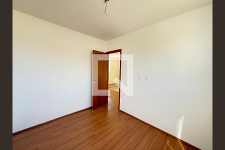 Quarto 1 de apartamento para alugar com 2 quartos, 45m² em Praia, Contagem