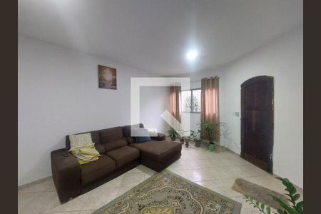Casa para alugar com 3 quartos, 135m² em Jardim dos Bichinhos, São Paulo