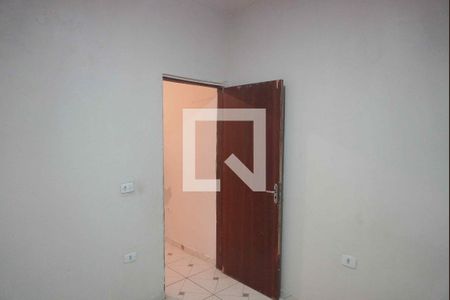 Quarto 2 de casa para alugar com 2 quartos, 30m² em Jardim Graziela, Barueri
