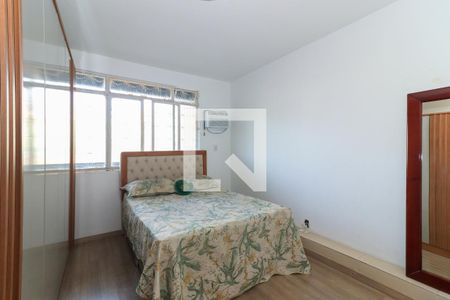 Quarto de casa para alugar com 2 quartos, 130m² em Vila Valqueire, Rio de Janeiro