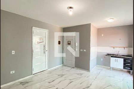 Sala /cozinha  de apartamento para alugar com 2 quartos, 45m² em Jardim Maringa, São Paulo