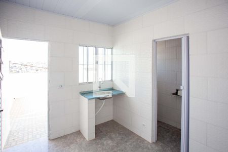 Cozinha de casa para alugar com 1 quarto, 40m² em Cidade Júlia, São Paulo