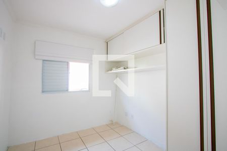 Quarto 2 de casa para alugar com 2 quartos, 75m² em Vila Homero Thon, Santo André