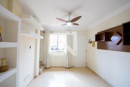 Sala de casa para alugar com 2 quartos, 75m² em Vila Homero Thon, Santo André