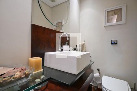 Lavabo de casa de condomínio à venda com 4 quartos, 310m² em Fazenda Morumbi, São Paulo