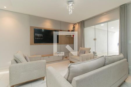 Sala de casa à venda com 4 quartos, 125m² em Jardim Sonia Maria, São Paulo