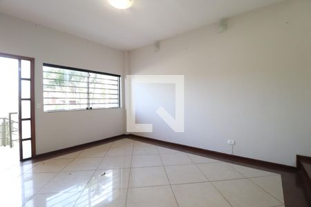 Sala de casa para alugar com 5 quartos, 270m² em Vigilato Pereira, Uberlândia