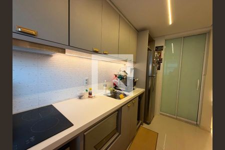 Sala/cozinha de apartamento para alugar com 2 quartos, 65m² em Jardim Europa, Goiânia