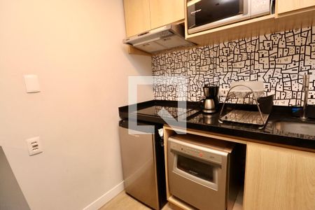 Cozinha de kitnet/studio para alugar com 1 quarto, 44m² em Caminho das Árvores, Salvador