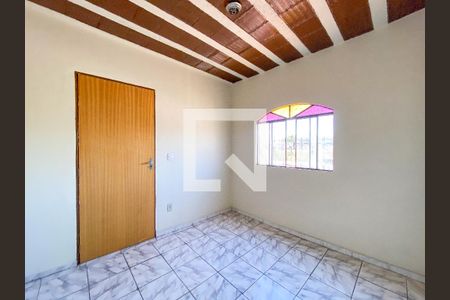 Casa para alugar com 2 quartos, 130m² em Califórnia, Belo Horizonte
