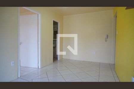 Sala  de apartamento para alugar com 1 quarto, 45m² em Humaitá, Porto Alegre