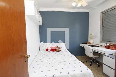 Quarto 1 de apartamento à venda com 4 quartos, 175m² em Padre Eustáquio, Belo Horizonte