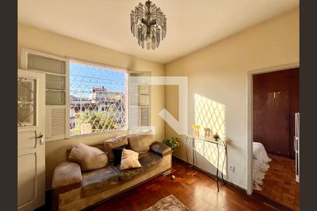 Apartamento à venda com 3 quartos, 196m² em Pompéia, Belo Horizonte