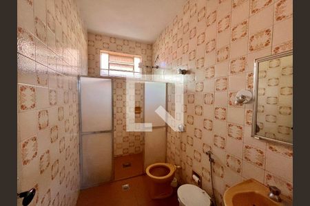 Apartamento à venda com 3 quartos, 196m² em Pompéia, Belo Horizonte