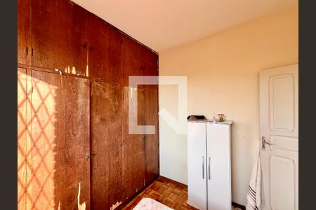 Apartamento à venda com 3 quartos, 196m² em Pompéia, Belo Horizonte
