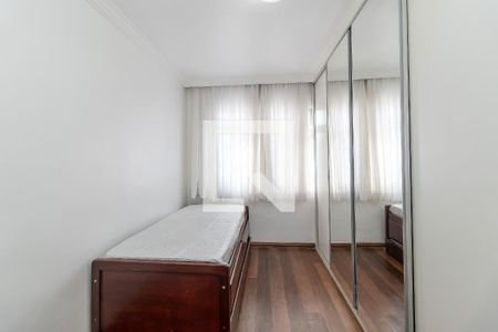 Quarto 1 de apartamento para alugar com 2 quartos, 63m² em Santa Amelia, Belo Horizonte