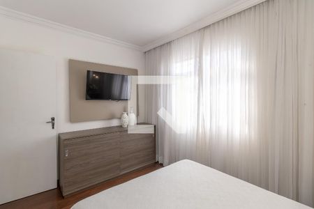Quarto 2 de apartamento para alugar com 2 quartos, 63m² em Santa Amelia, Belo Horizonte