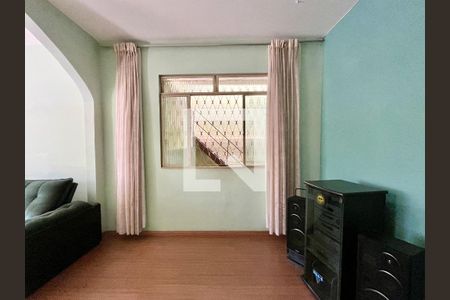 Casa para alugar com 3 quartos, 250m² em Graça, Belo Horizonte